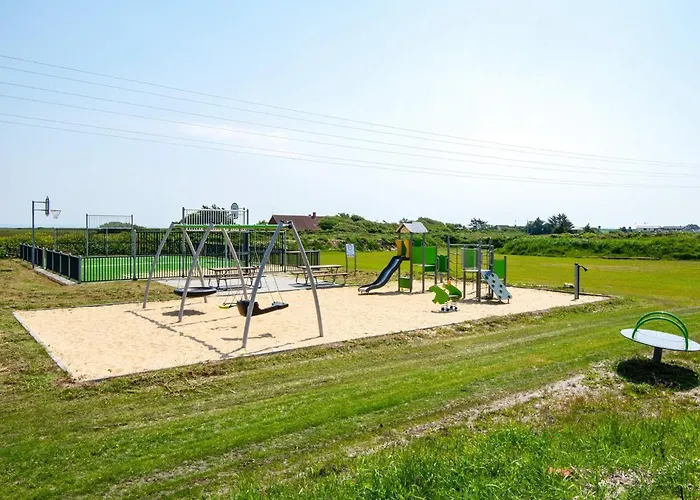 Holiday home 18 Person In *