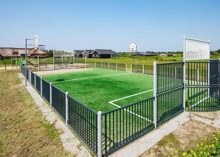 18 Person In Holiday home *