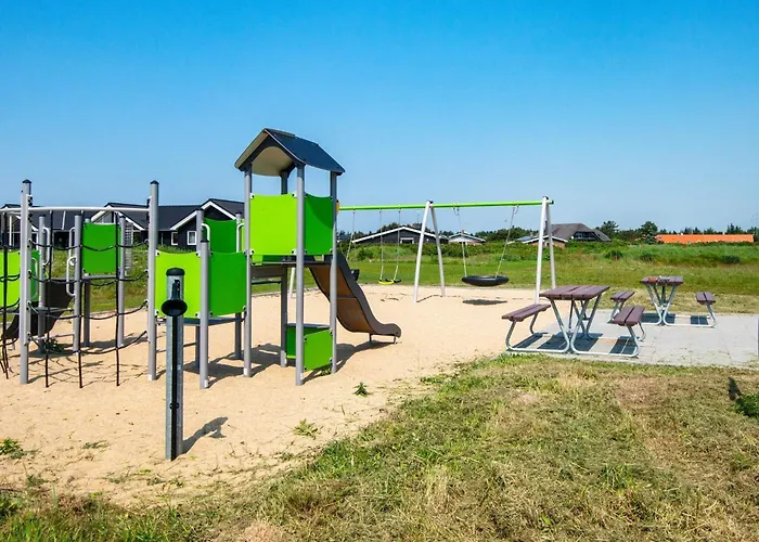 18 Person In Holiday home *